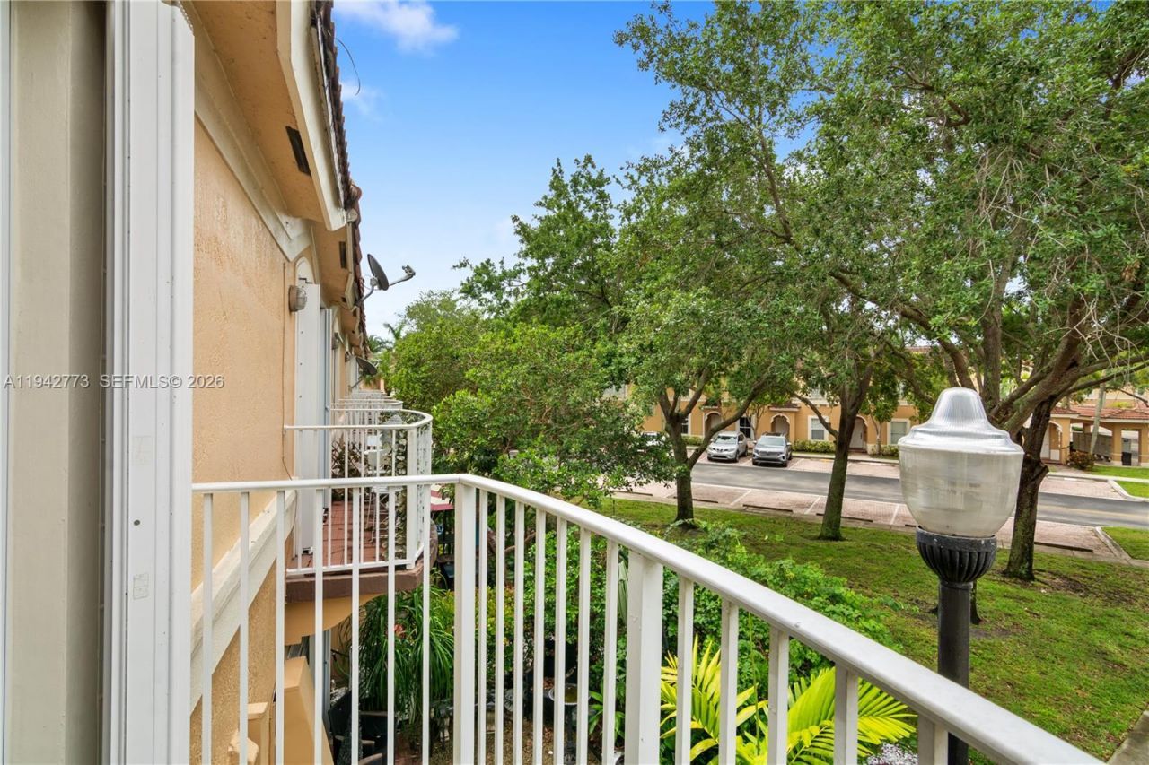 12990 SW 30th Ct, Unit 150, Miramar, FL 33027 Photo