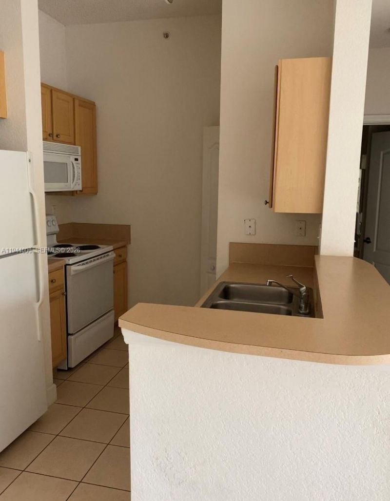 6001 SW 70th St , Unit 149, South Miami, FL 33143 Photo