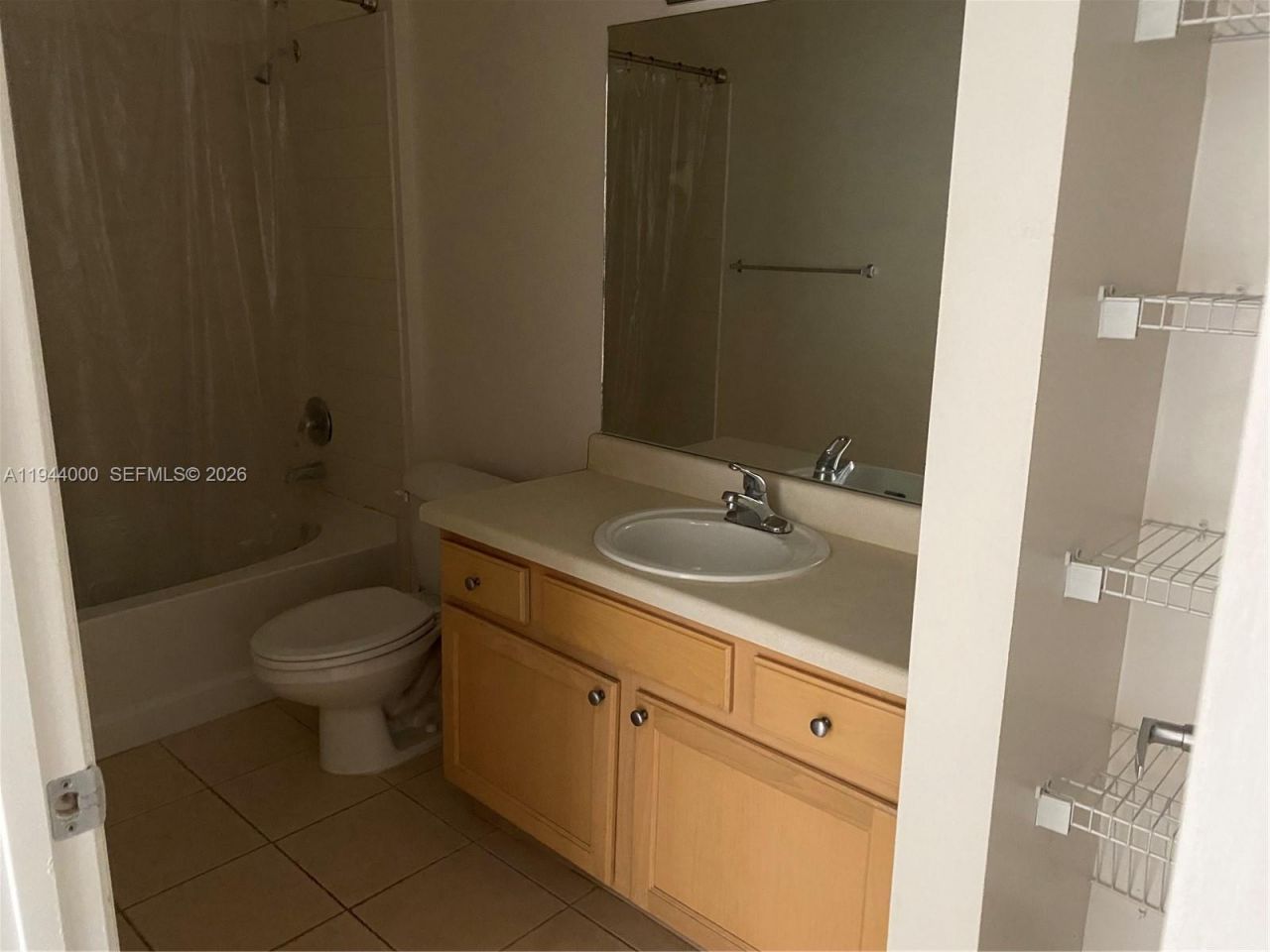 6001 SW 70th St , Unit 149, South Miami, FL 33143 Photo