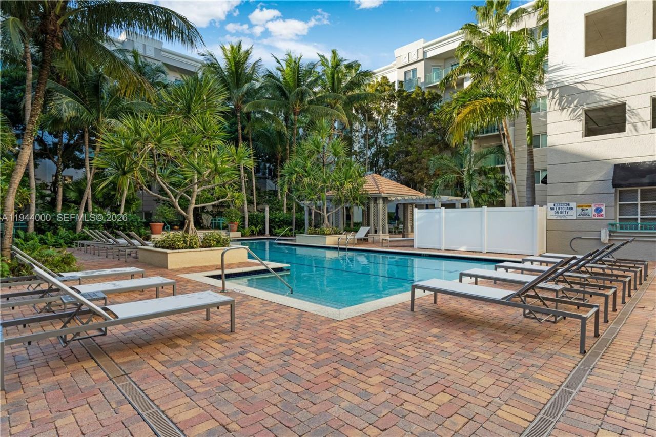 6001 SW 70th St , Unit 149, South Miami, FL 33143 Photo