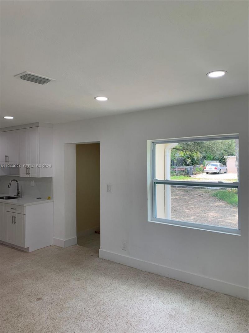 6740 Park St, Unit 1, Hollywood, FL 33024 Photo