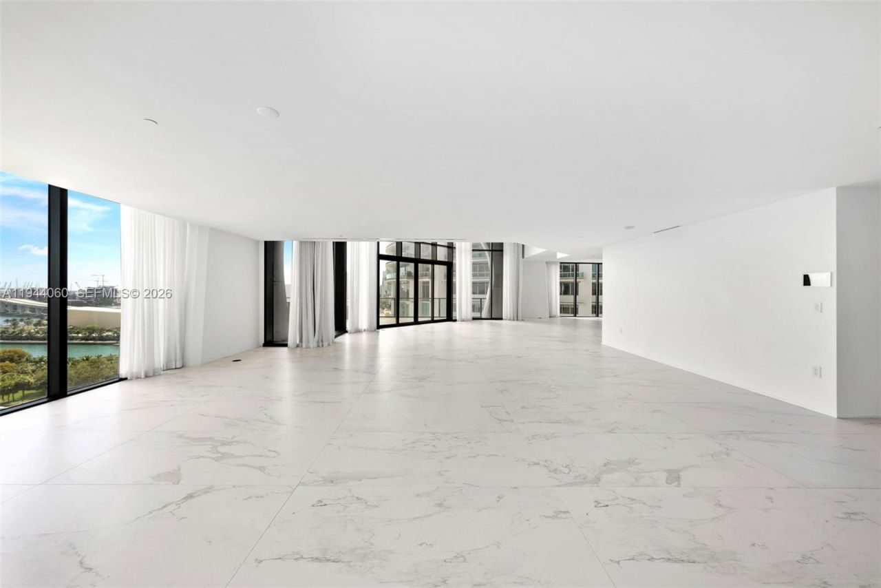 1000 Biscayne Blvd, Unit TH1201, Miami, FL 33132 Photo