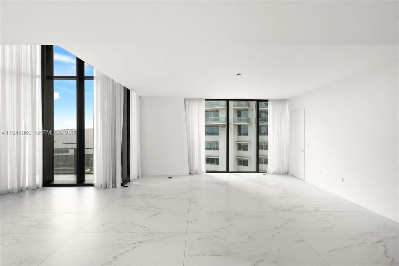 1000 Biscayne Blvd, Unit TH1201, Miami, FL 33132 Photo