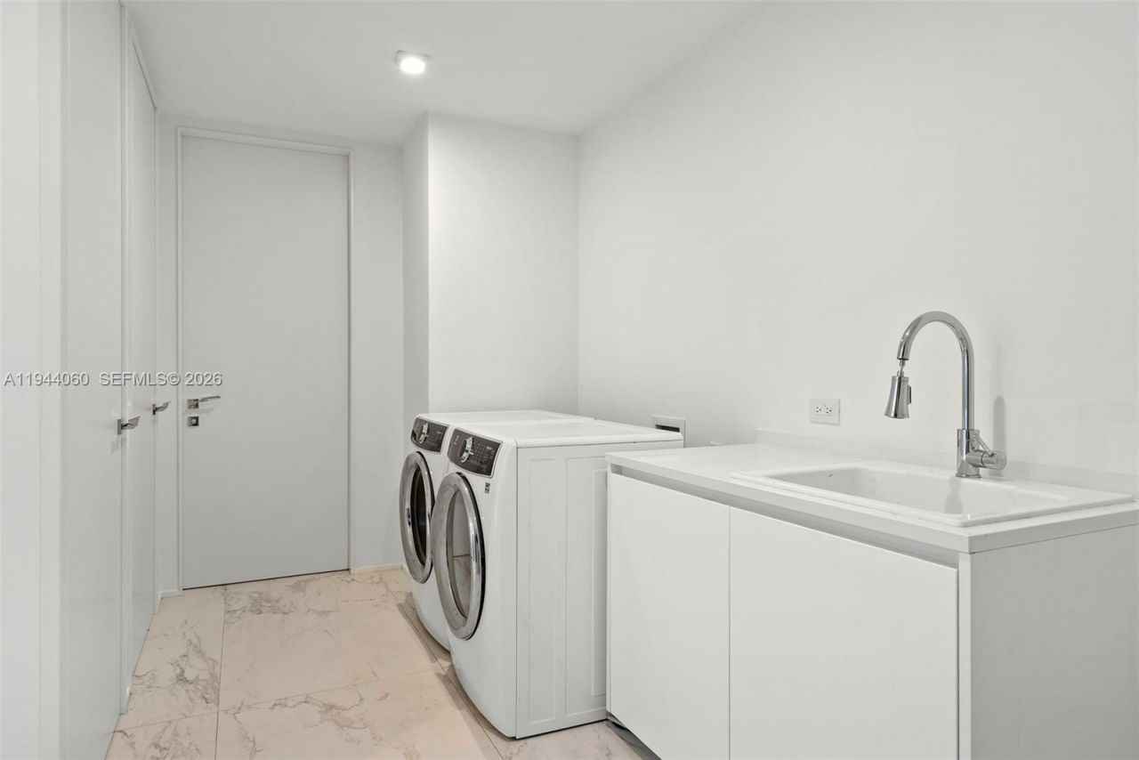 1000 Biscayne Blvd, Unit TH1201, Miami, FL 33132 Photo