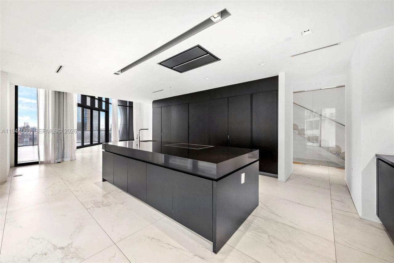 1000 Biscayne Blvd, Unit TH1201, Miami, FL 33132 Photo