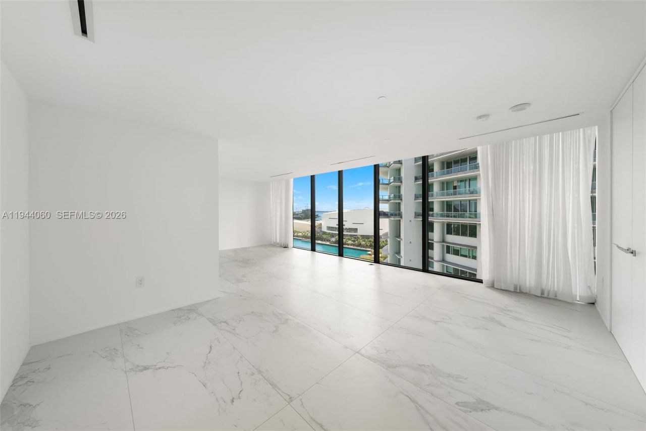 1000 Biscayne Blvd, Unit TH1201, Miami, FL 33132 Photo