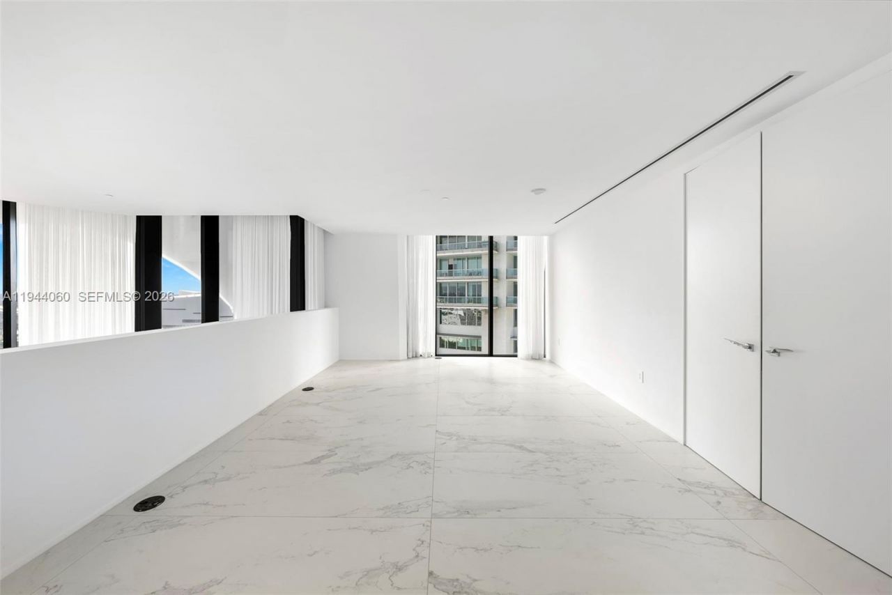 1000 Biscayne Blvd, Unit TH1201, Miami, FL 33132 Photo