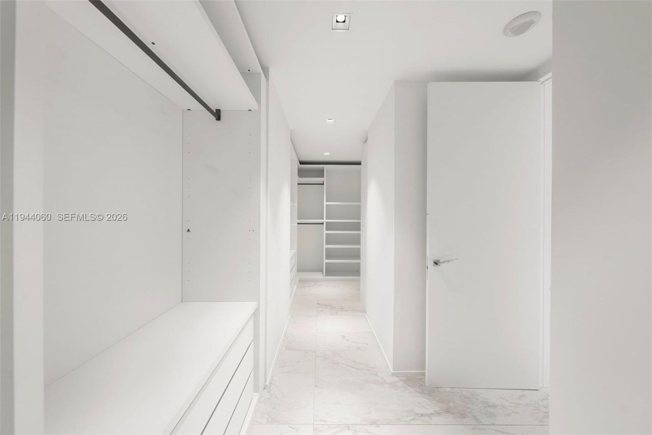 1000 Biscayne Blvd, Unit TH1201, Miami, FL 33132 Photo