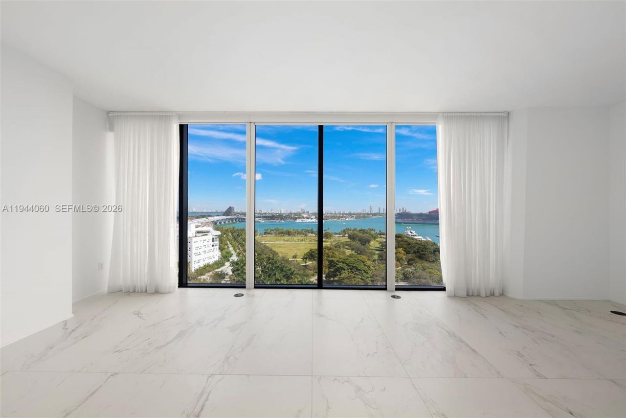 1000 Biscayne Blvd, Unit TH1201, Miami, FL 33132 Photo