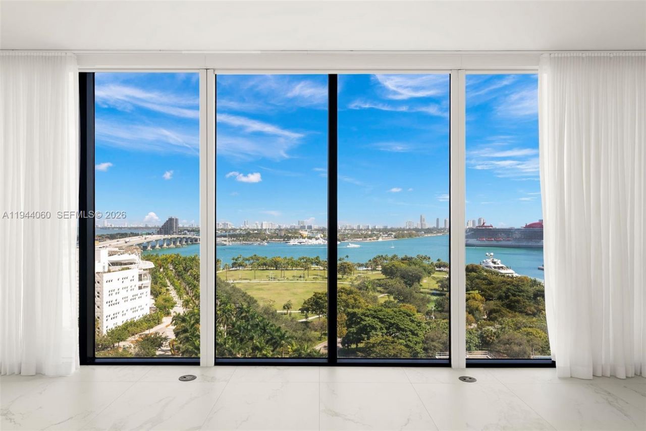 1000 Biscayne Blvd, Unit TH1201, Miami, FL 33132 Photo