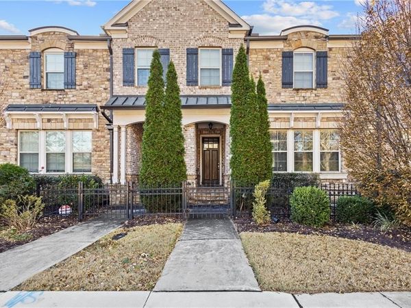 1802 Stephanie Trl NE, Atlanta, GA 30329