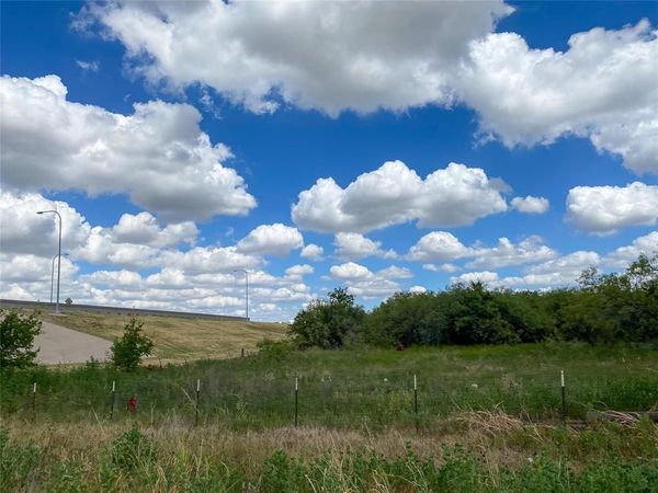 1700 Don Lee Road, Cleburne, TX 76058