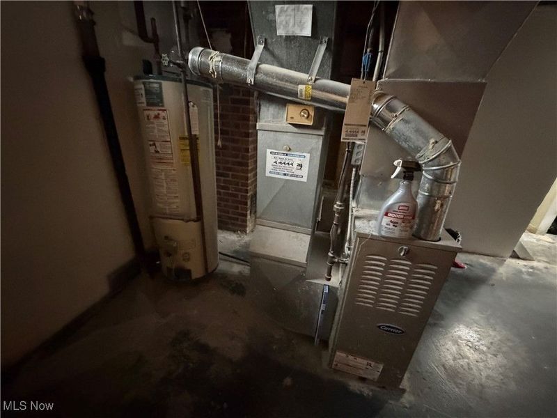 3895 E 151st Street, Cleveland, OH 44128 Photo 12