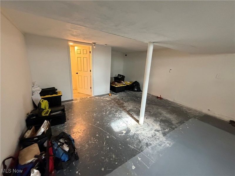 3895 E 151st Street, Cleveland, OH 44128 Photo 9