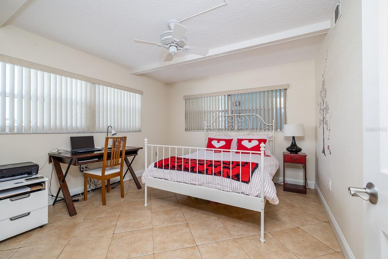 325 N Causeway, Unit C204, New Smyrna Beach, FL 32169 Photo