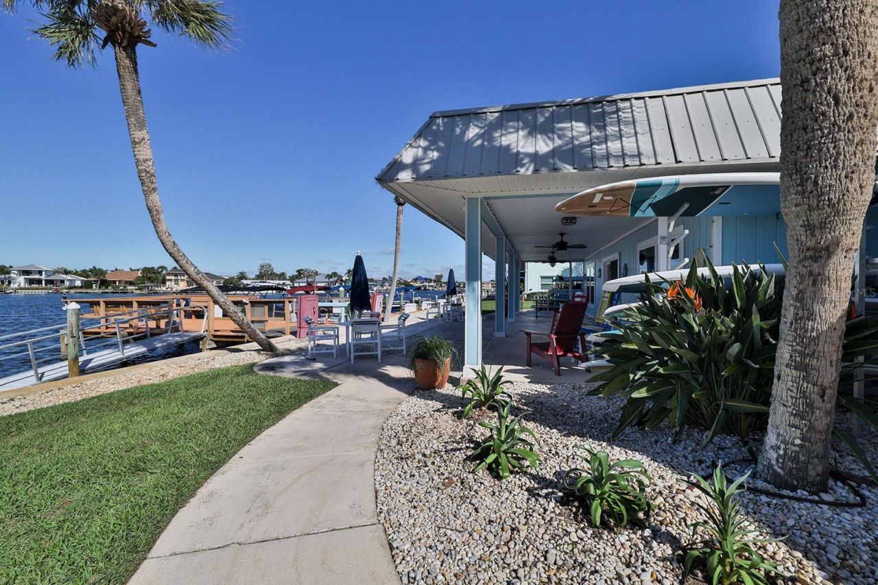 325 N Causeway, Unit C204, New Smyrna Beach, FL 32169 Photo