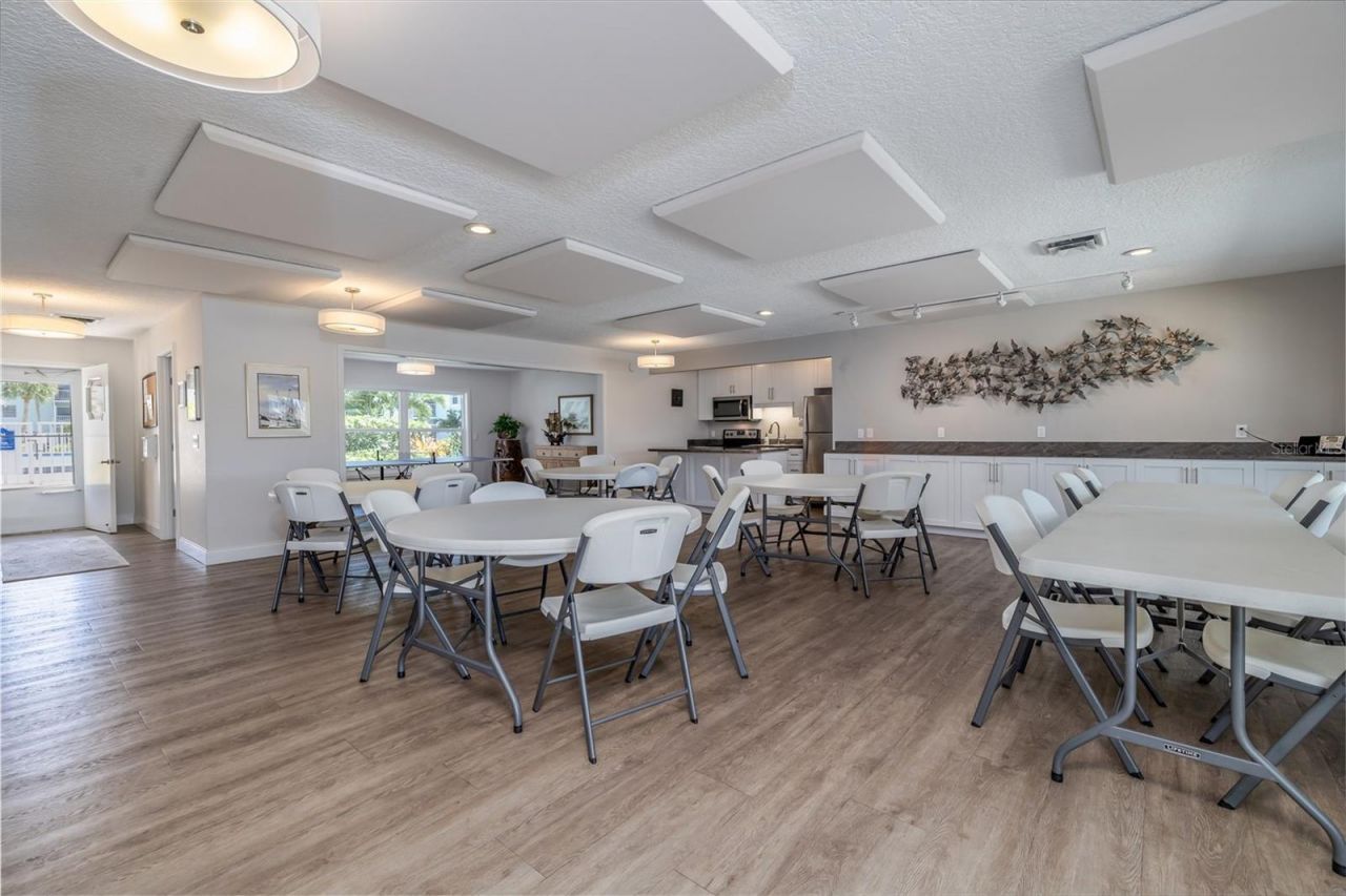 325 N Causeway, Unit C204, New Smyrna Beach, FL 32169 Photo