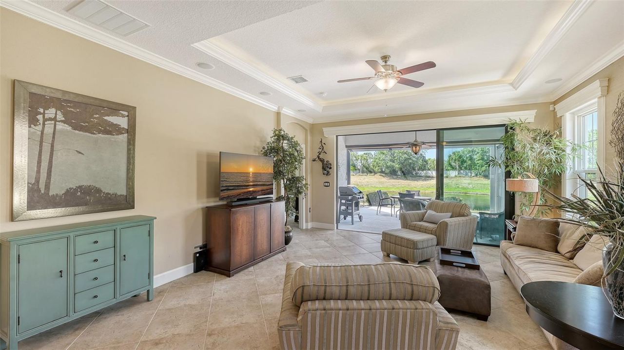 5352 Vaccaro Court, Bradenton, FL 34211 Photo