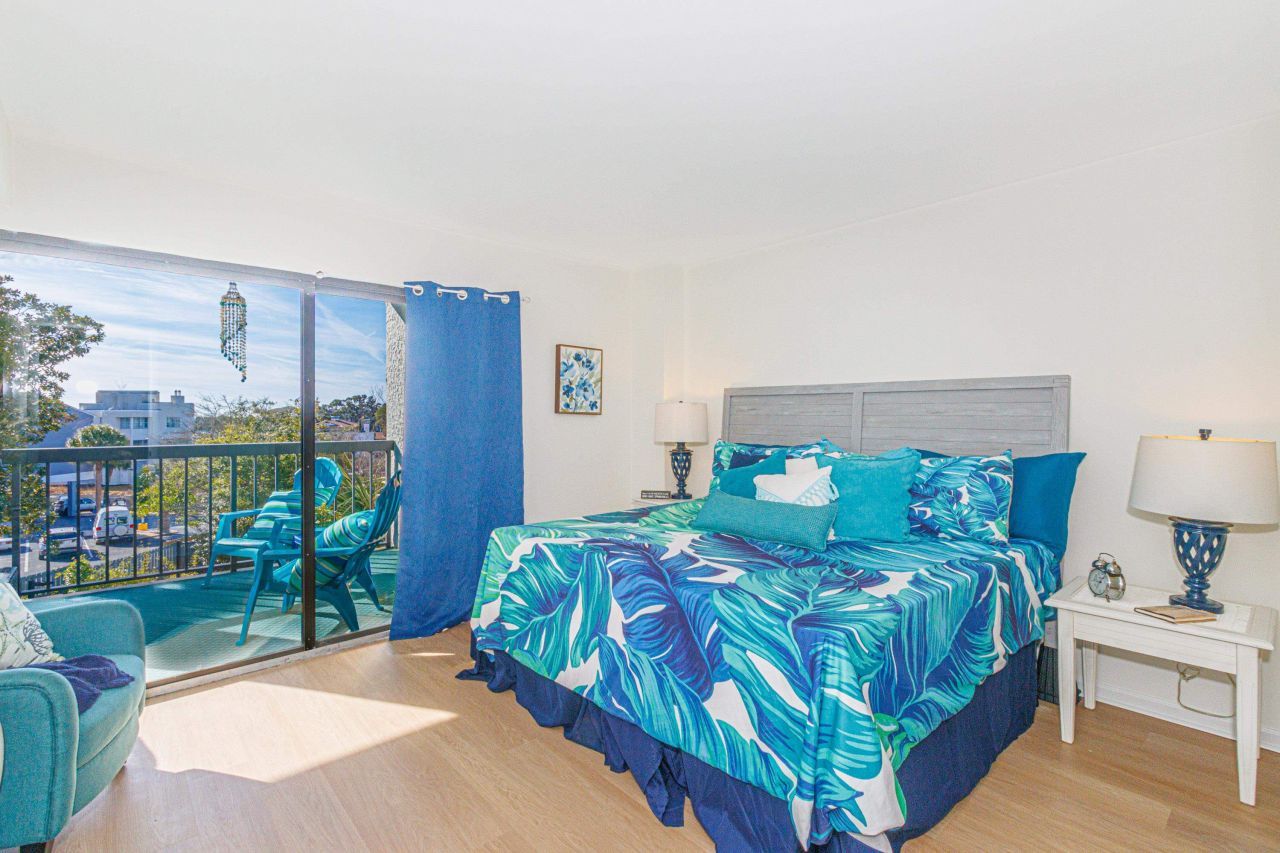 311 69th Ave. N Photo 16