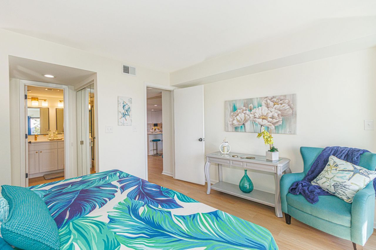 311 69th Ave. N Photo 18