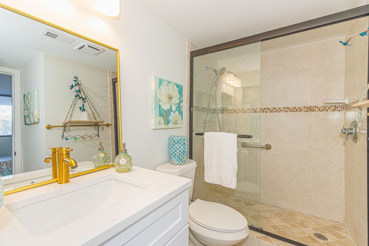 311 69th Ave. N Photo 25