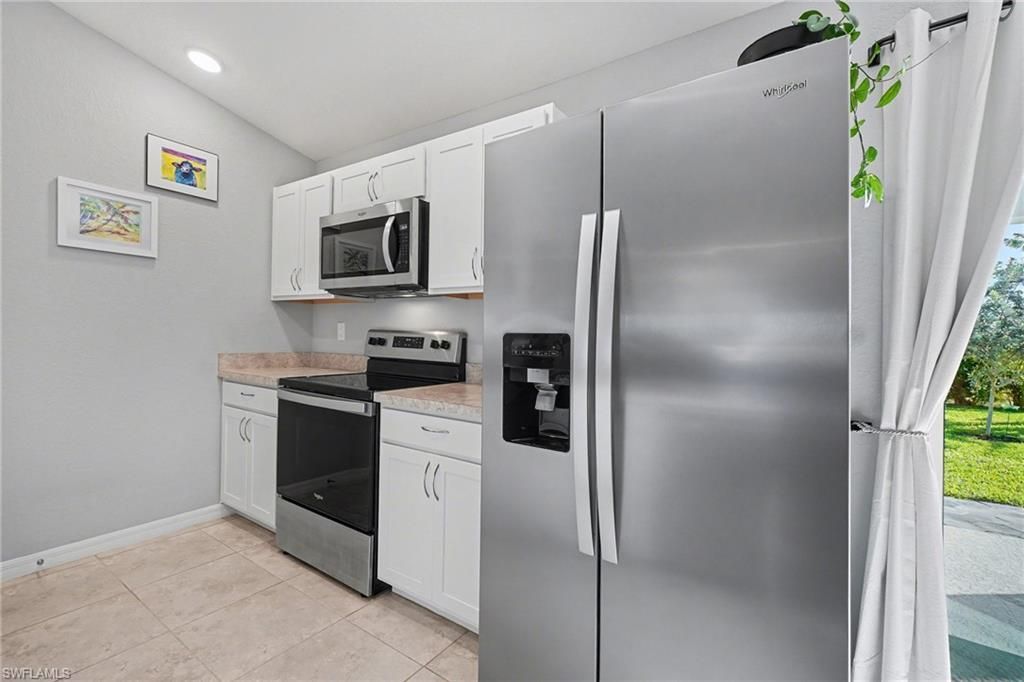 2725 NW 19th Pl, Cape Coral, FL 33993 Photo