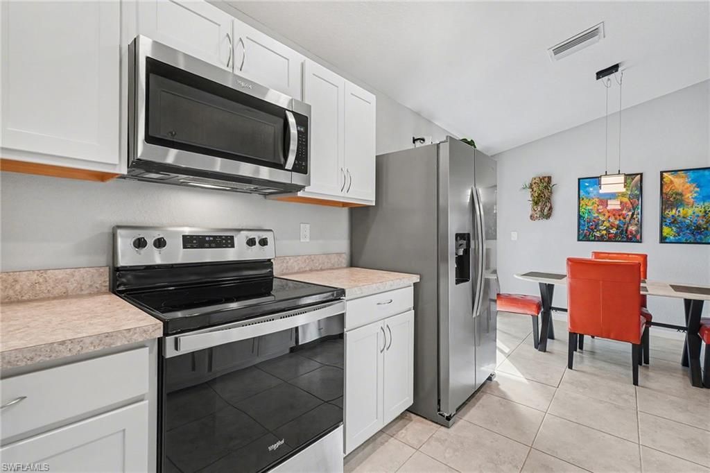 2725 NW 19th Pl, Cape Coral, FL 33993 Photo