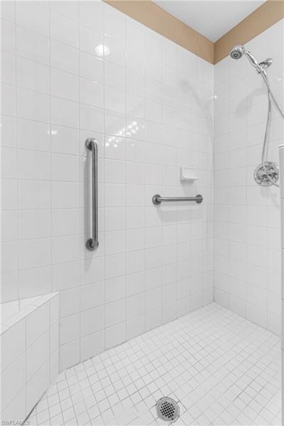 10730 Ravenna Way, Unit 305, Fort Myers, FL 33913 Photo