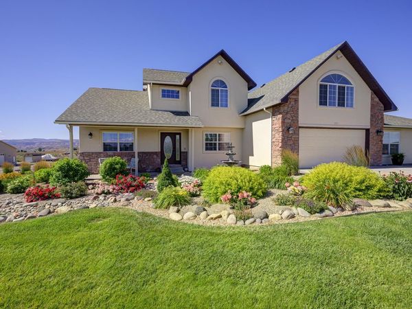 1311 L 7/10 Road, Loma, CO 81524