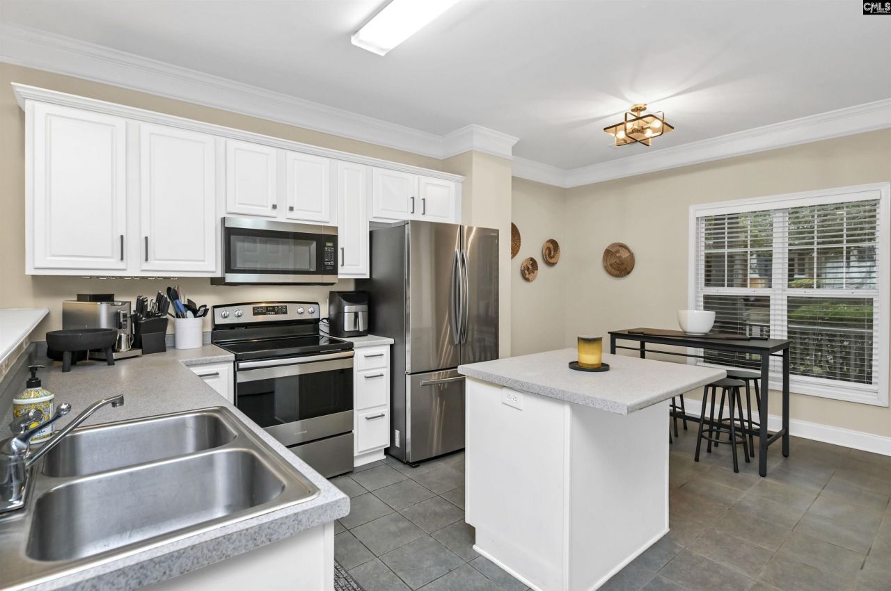 411 Hampton Forest Drive Photo 13