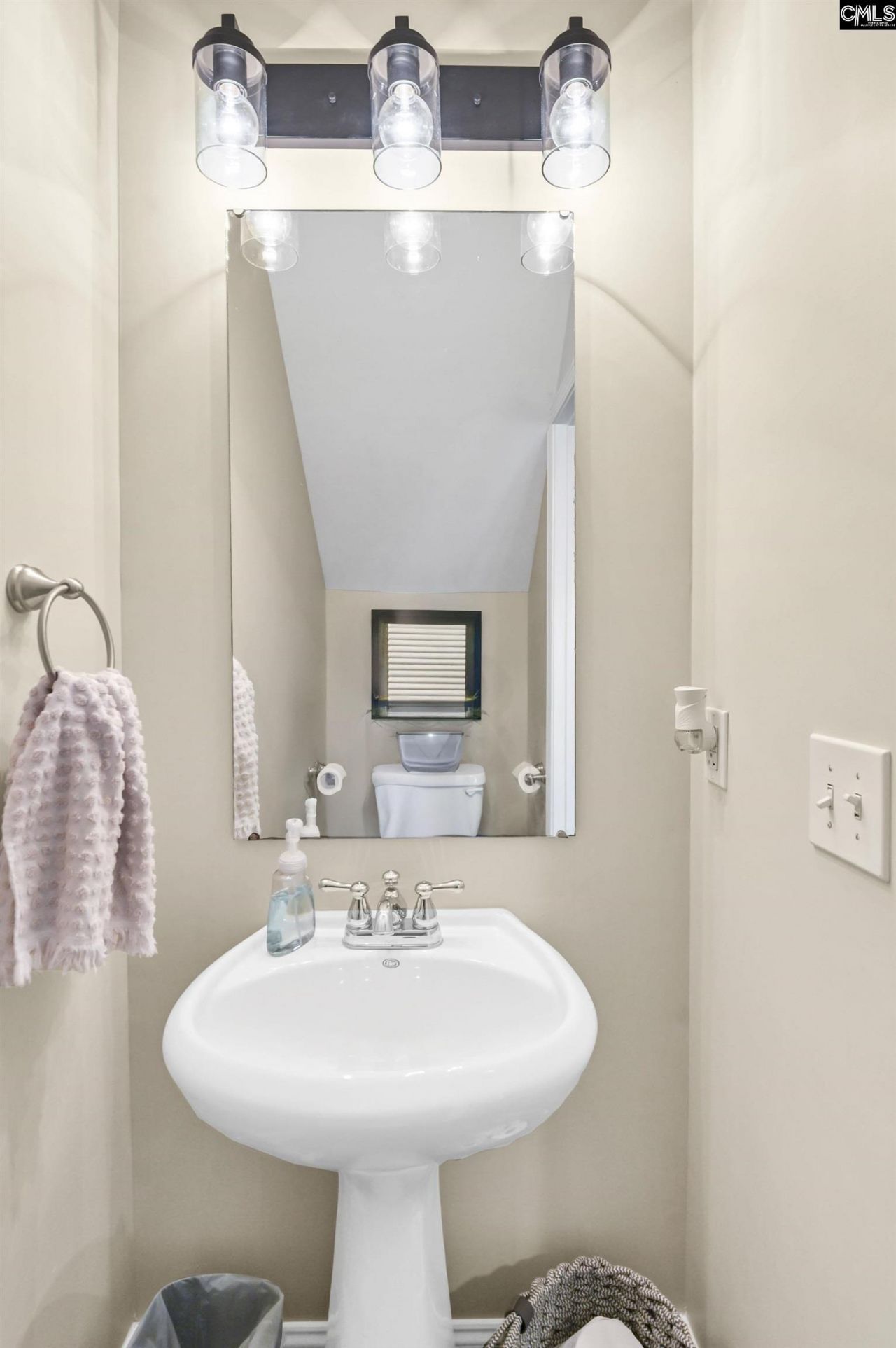 411 Hampton Forest Drive Photo 18