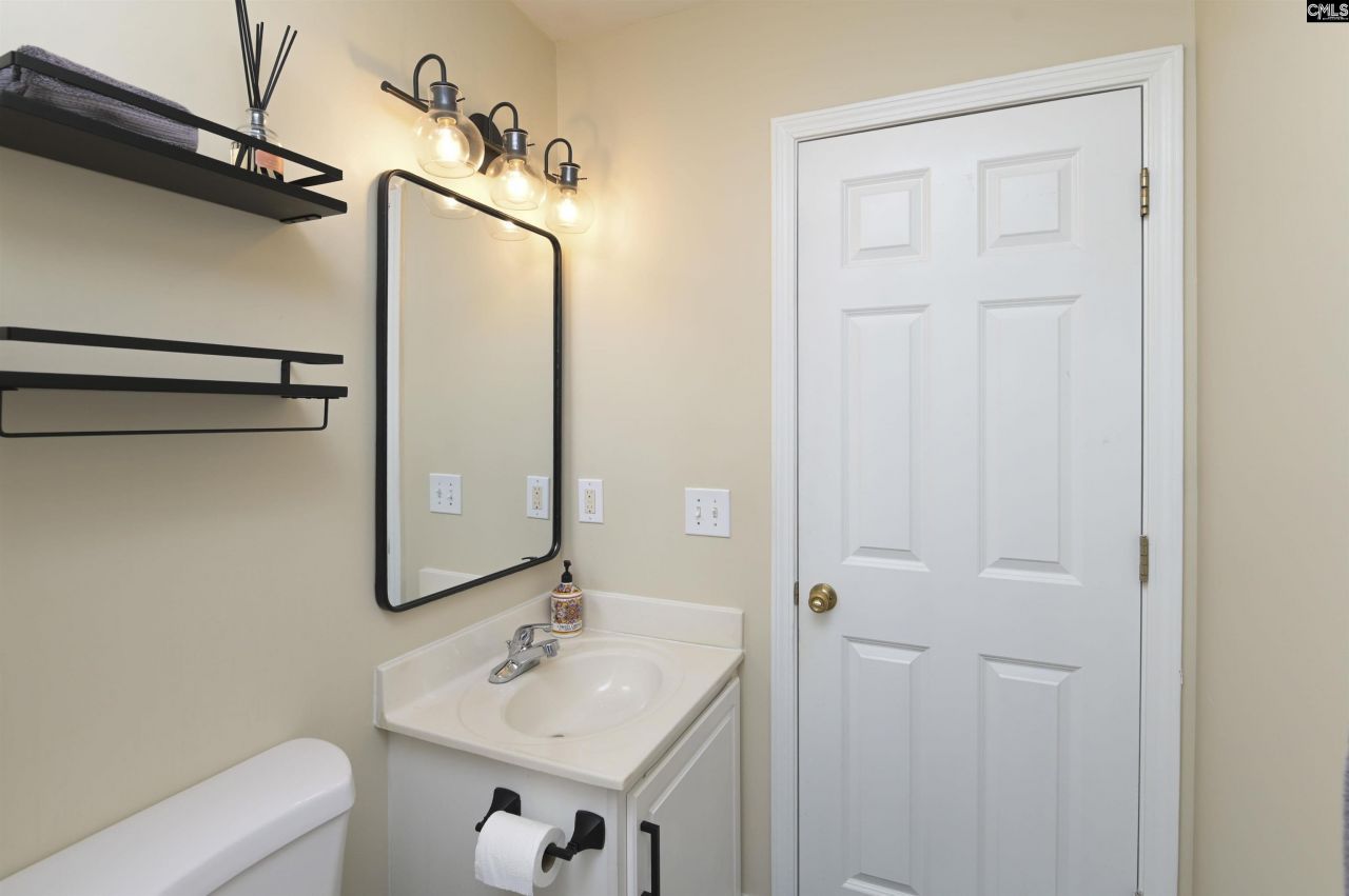 411 Hampton Forest Drive Photo 35