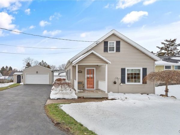 723 7th North Street, Liverpool, NY 13088