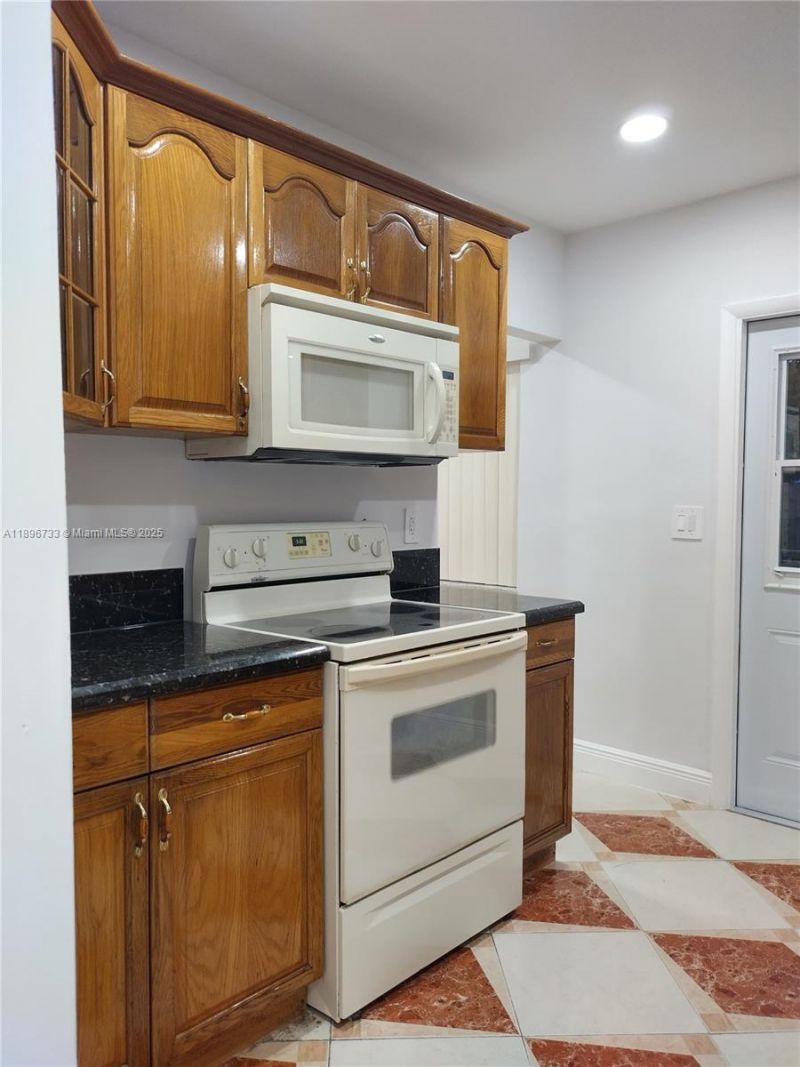 265 NW 190 Street , Miami Gardens, FL 33169 Photo