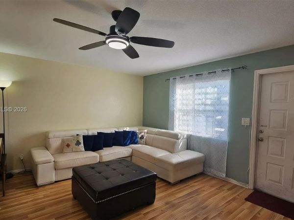 2200 Monroe St, Unit 3, Hollywood, FL 33020