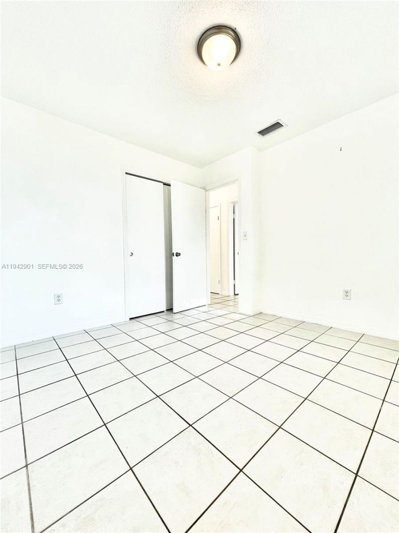 18715 Atlantic Blvd, Unit 18715, Sunny Isles Beach, FL 33160 Photo