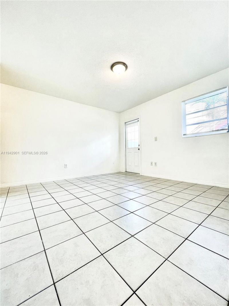 18715 Atlantic Blvd, Unit 18715, Sunny Isles Beach, FL 33160 Photo