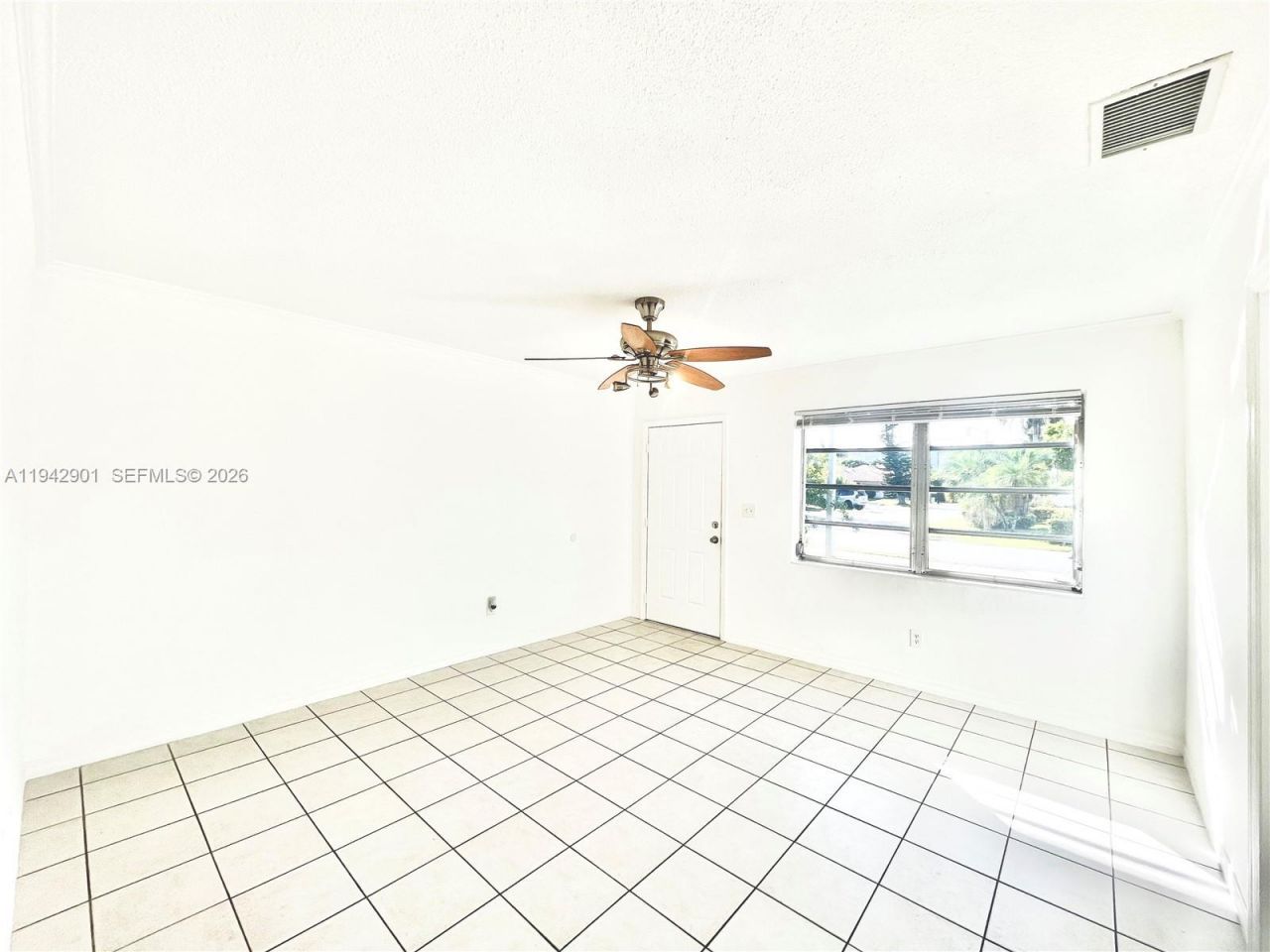 18715 Atlantic Blvd, Unit 18715, Sunny Isles Beach, FL 33160 Photo