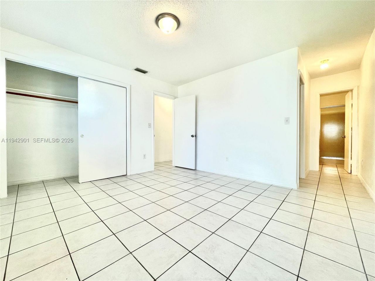 18715 Atlantic Blvd, Unit 18715, Sunny Isles Beach, FL 33160 Photo
