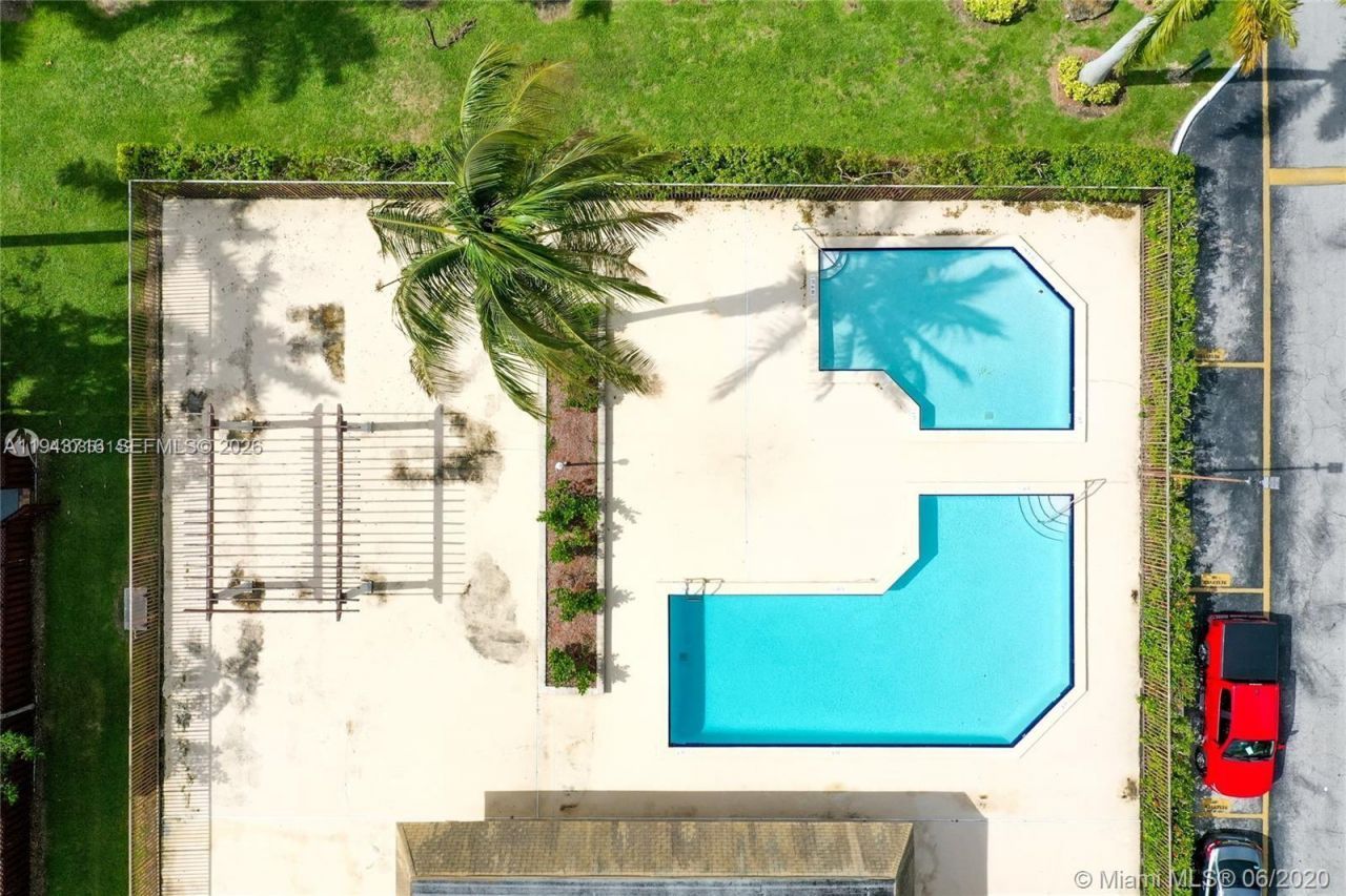 8601 SW 94th St , Unit 125W, Miami, FL 33156 Photo