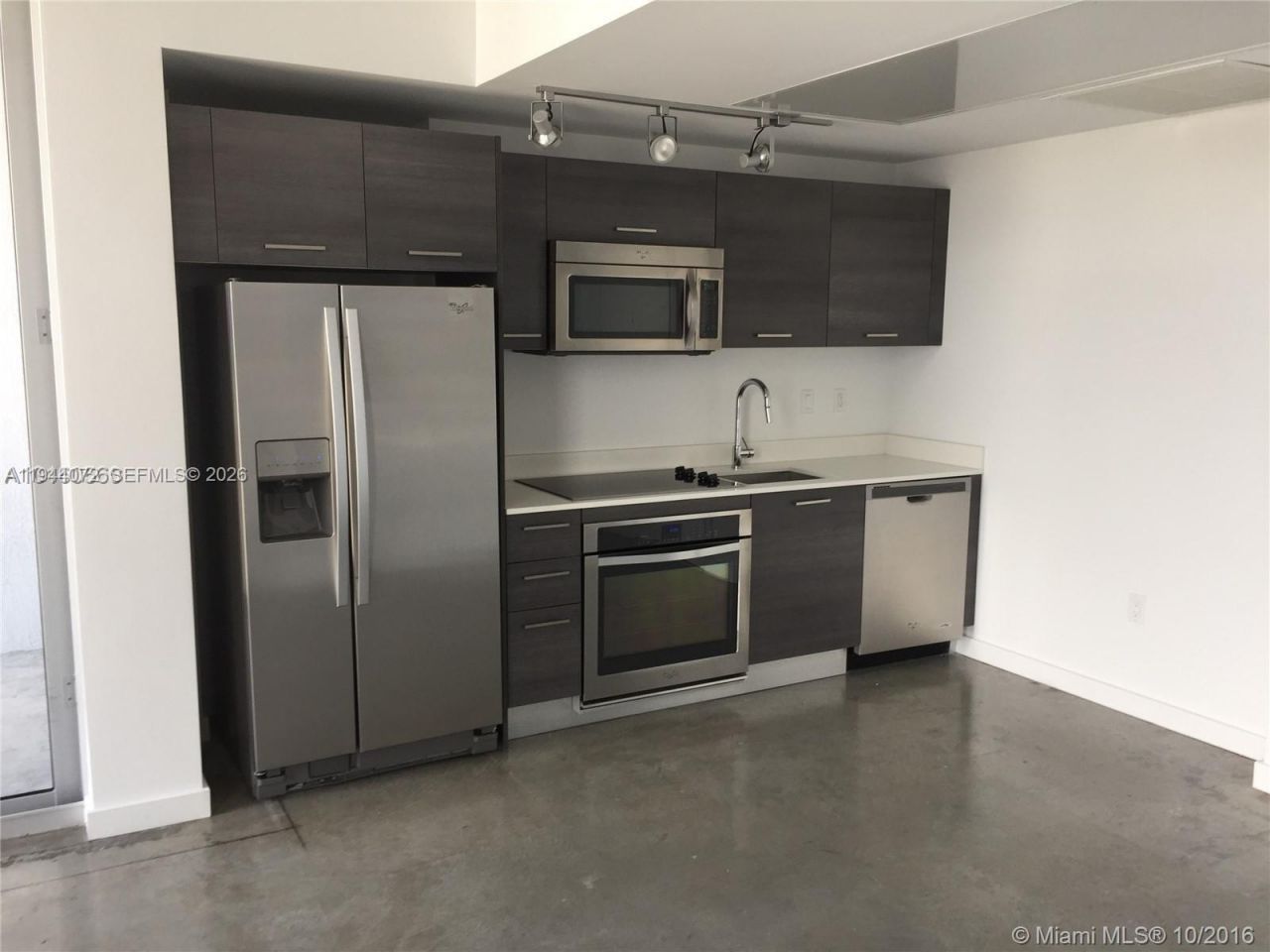 151 SE 1st St, Unit 3404, Miami, FL 33131 Photo