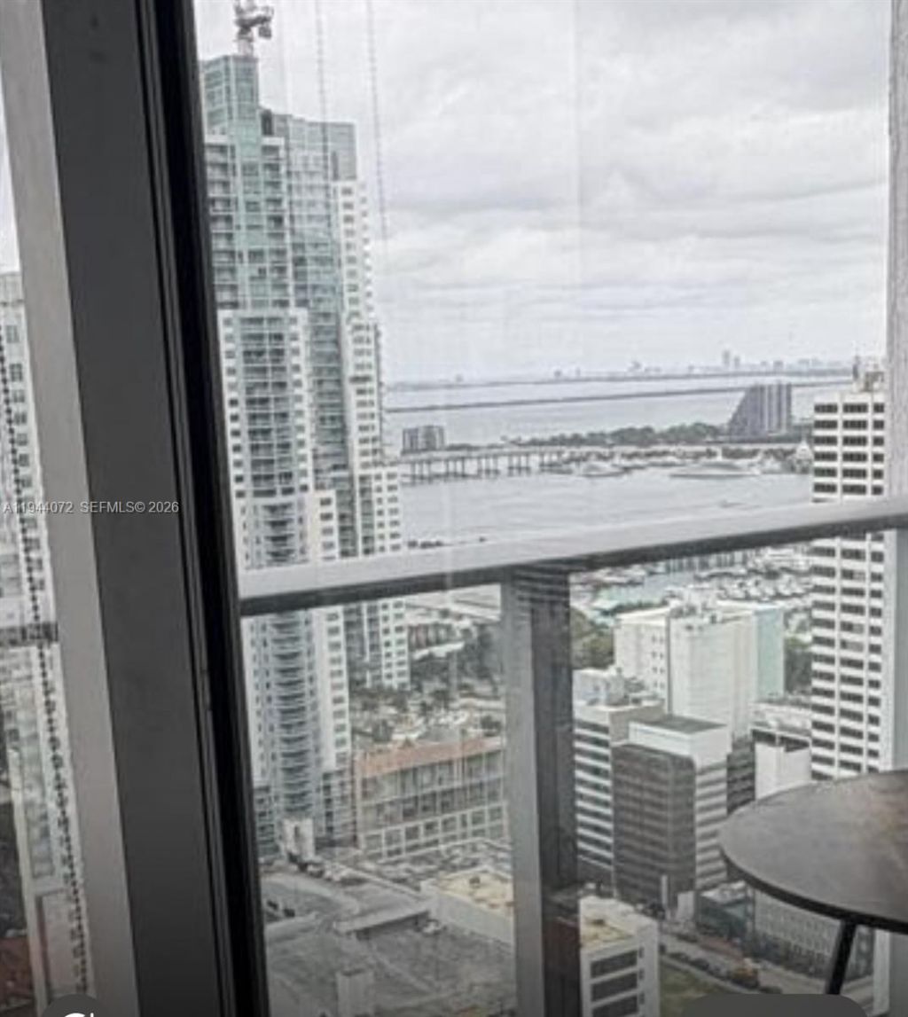 151 SE 1st St, Unit 3404, Miami, FL 33131 Photo