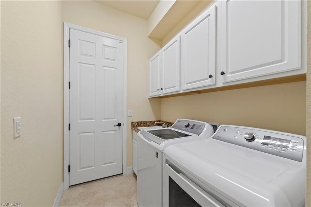 28095 Kerry Ct, Bonita Springs, FL 34135 Photo