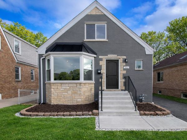 1807 N 74th Court, Elmwood Park, IL 60707