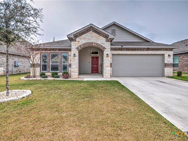 10215 Six Shooter Lane, Temple, TX 76502