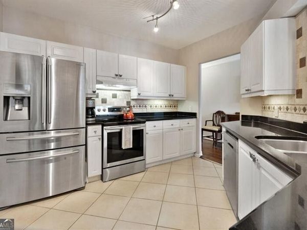 3334 Peachtree Road NE, Unit 109, Atlanta, GA 30326