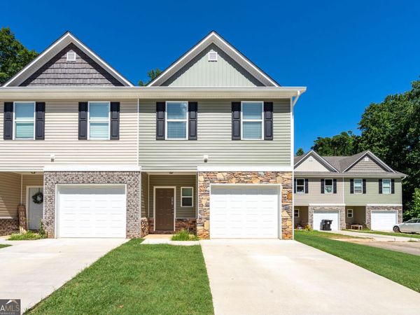 2707 Hickory Lane, Dawsonville, GA 30534