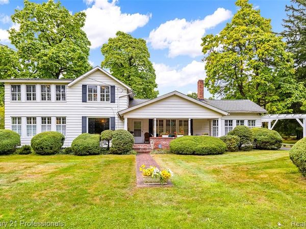 8051 Bridge Lake Road Road N, Springfield Twp, MI 48348