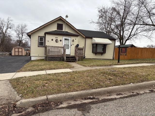 610 Kenilworth Avenue, Pontiac, MI 48340 Main Photo
