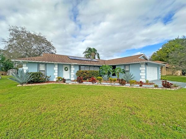 3528 SW Zullo Street, Port Saint Lucie, FL 34953
